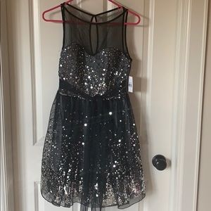 Little Black dress: size 7